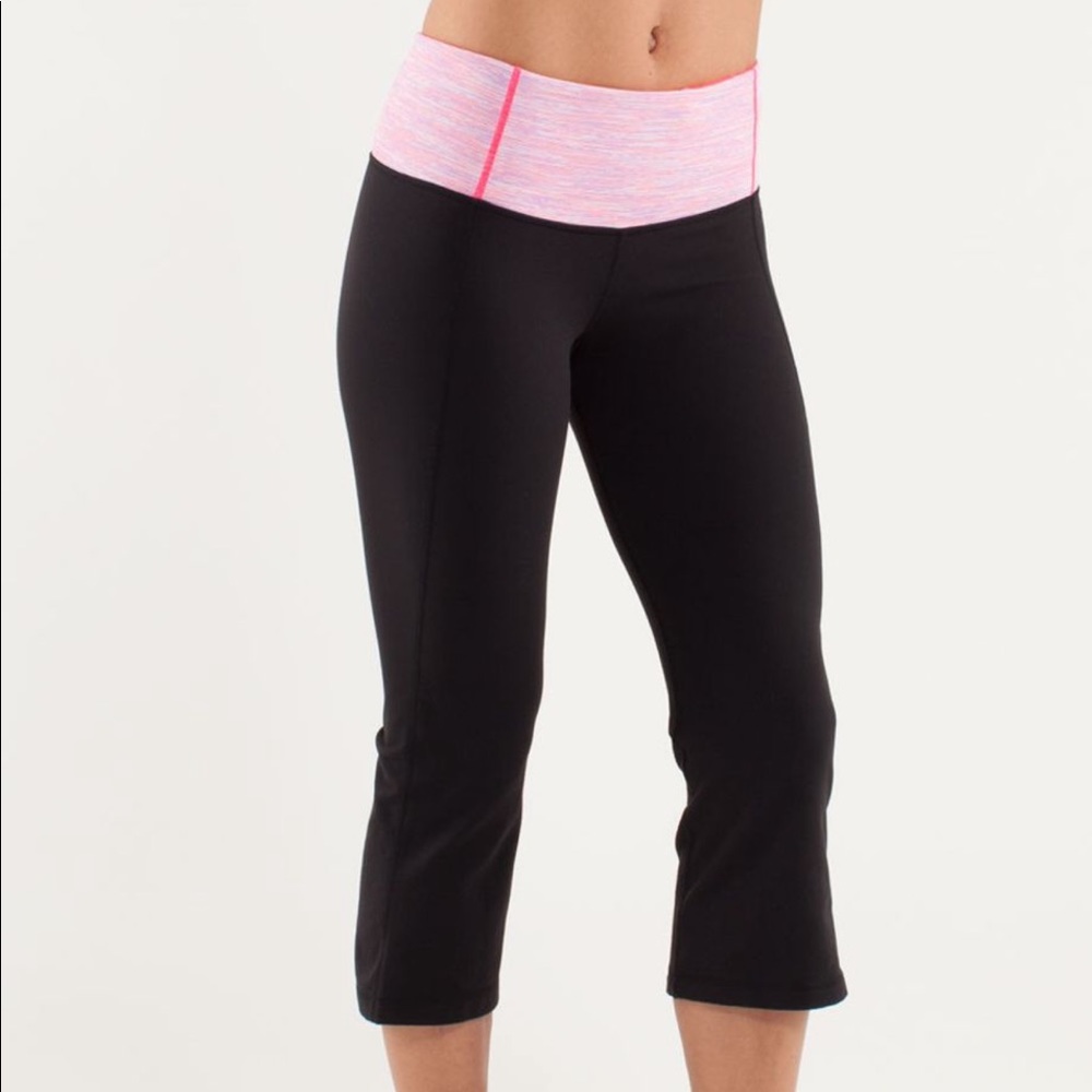 Lululemon Gather and Crow Crop Size 4